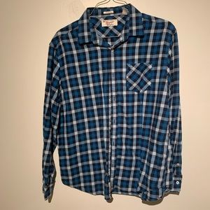 Men’s plaid oxford button up shirt